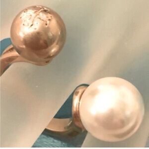 Tory Burch  vintage Mate gold  logo pearl open adjustable Ring